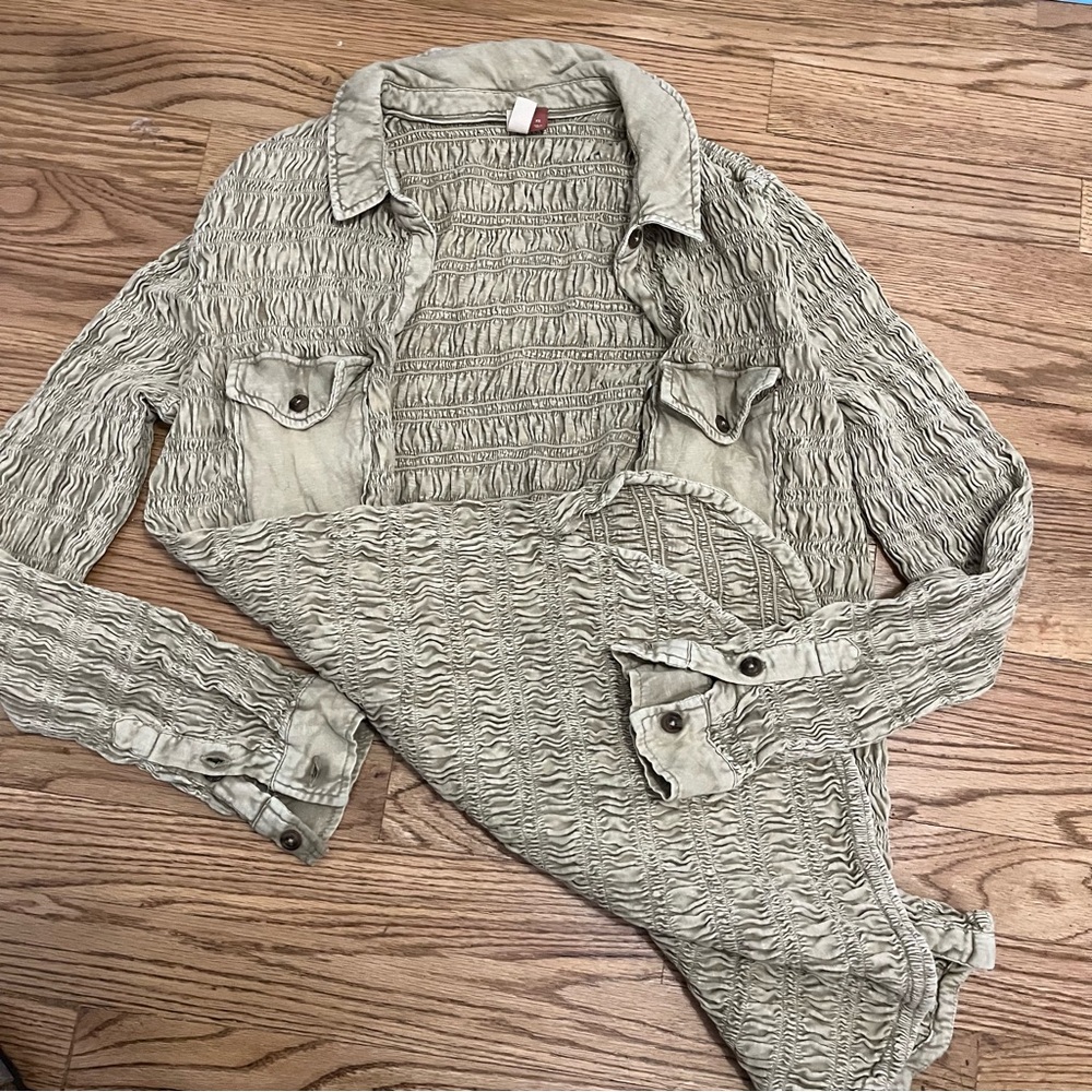 Anthropologie button up shirt